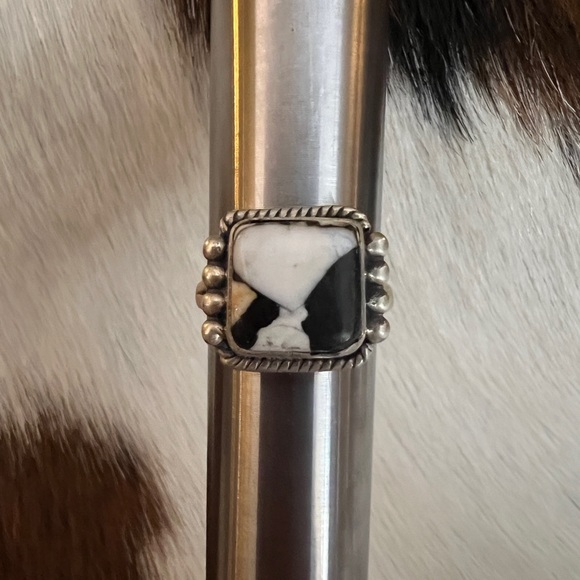 ❤️ White Buffalo Turquoise Square 925 Ring Navajo Style Matte ADJ SZ 5 to 7.5 - Picture 7 of 15